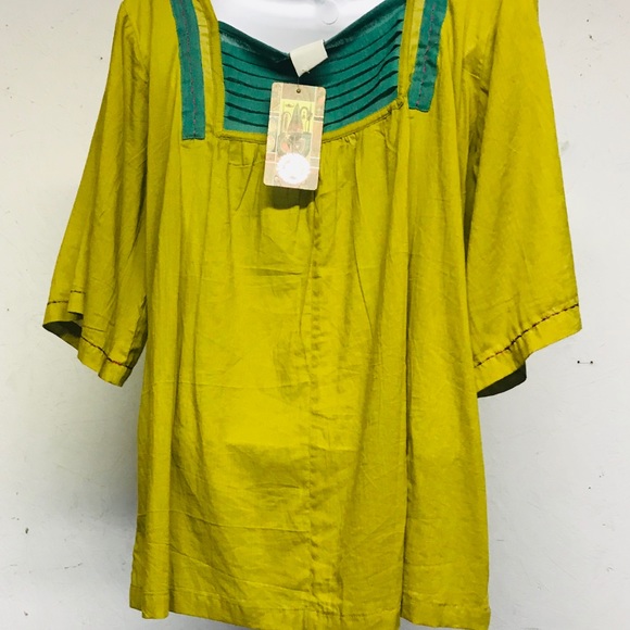NWT.  Sacred Threads SM. Blouse. 211107 CL/WH - Picture 2 of 2